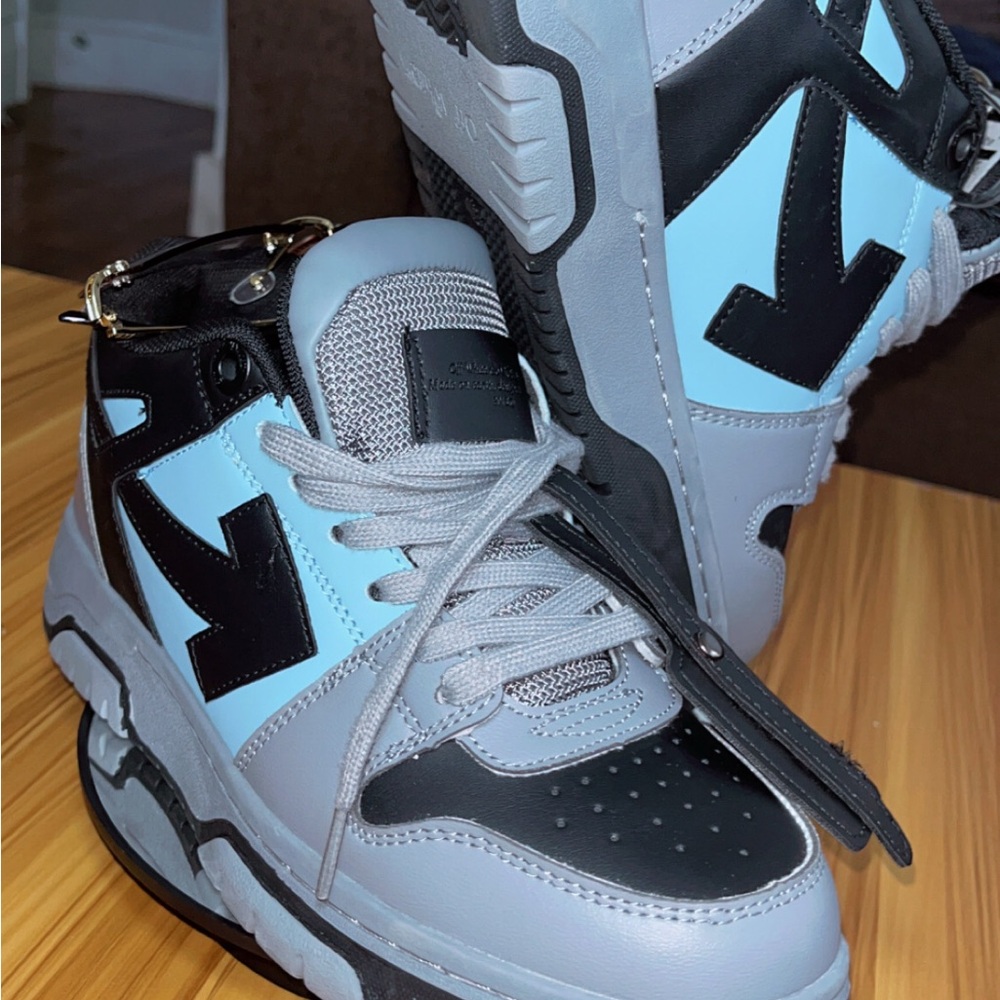 Off-White Out-Off Office Gray & Black & sky blue Sneakers - Picture 4 of 10